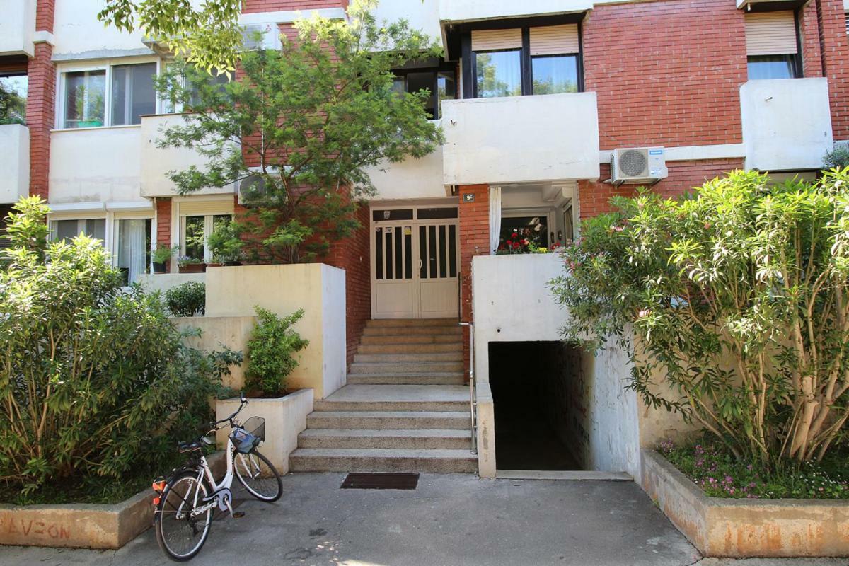Apartman Legacy Apartamento Zadar Exterior foto